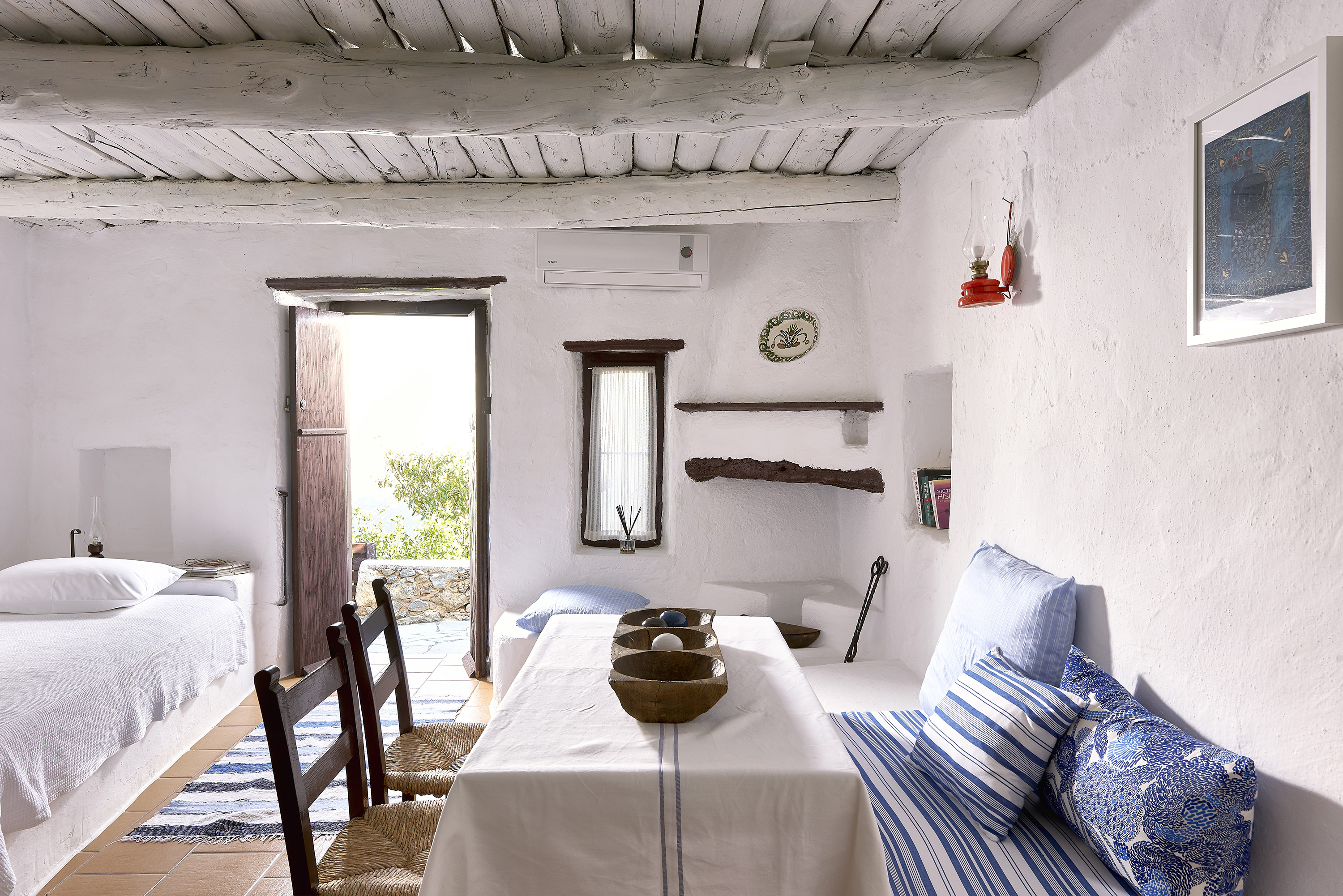 Family Cottage Garden View 